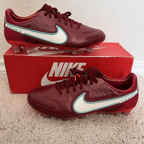 Athletic_Shoes